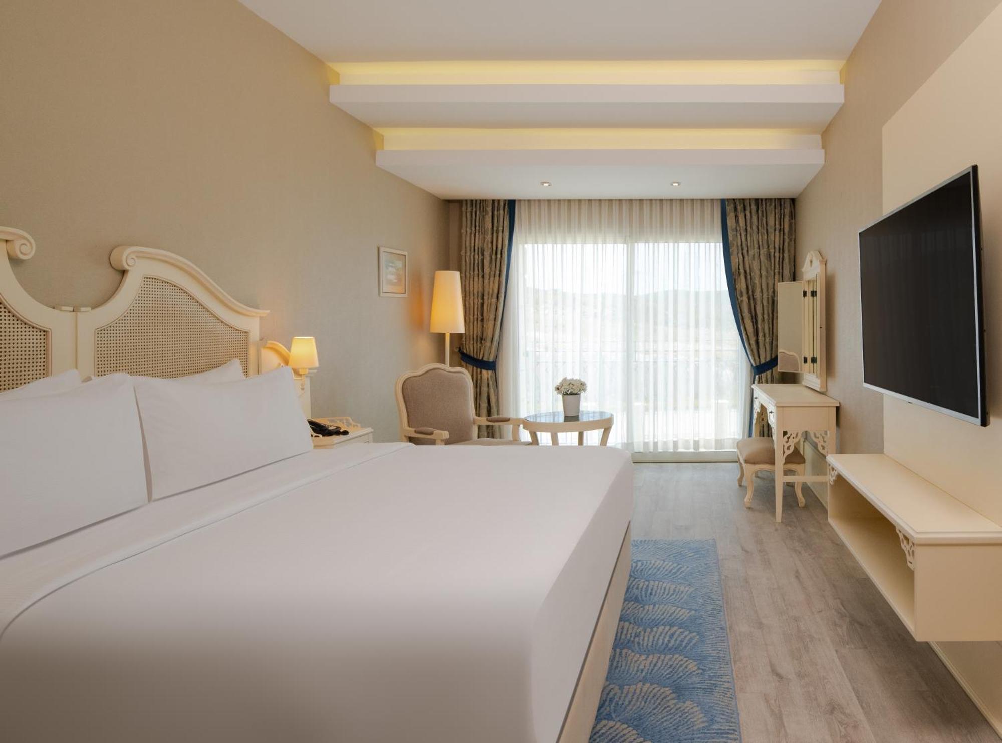 Dolce By Wyndham Cesme Alaçatı Exteriör bild