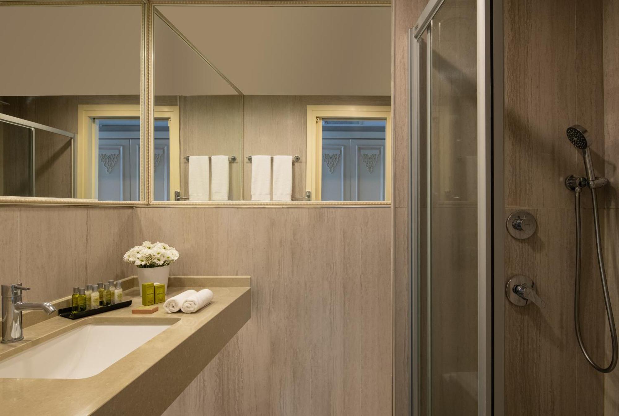 Dolce By Wyndham Cesme Alaçatı Exteriör bild