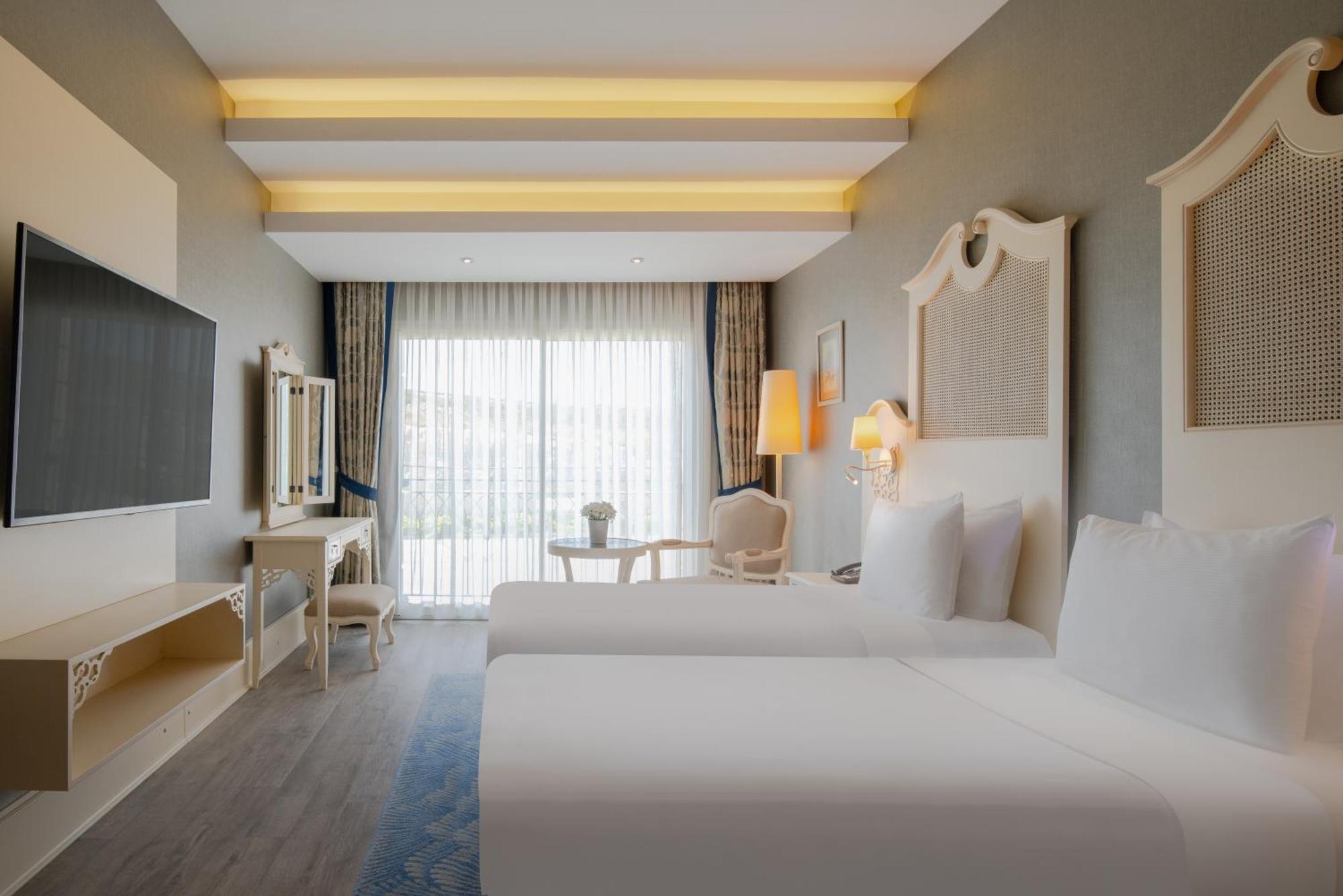 Dolce By Wyndham Cesme Alaçatı Exteriör bild