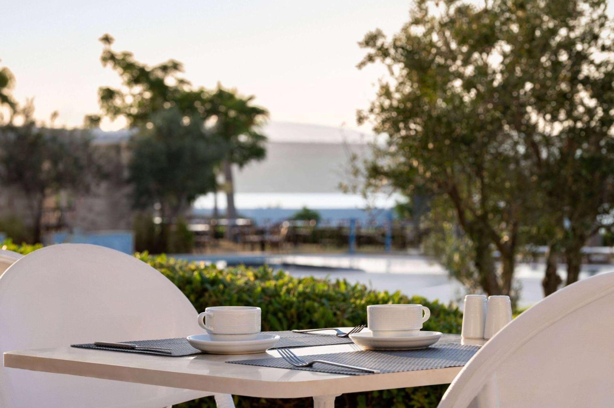 Dolce By Wyndham Cesme Alaçatı Exteriör bild