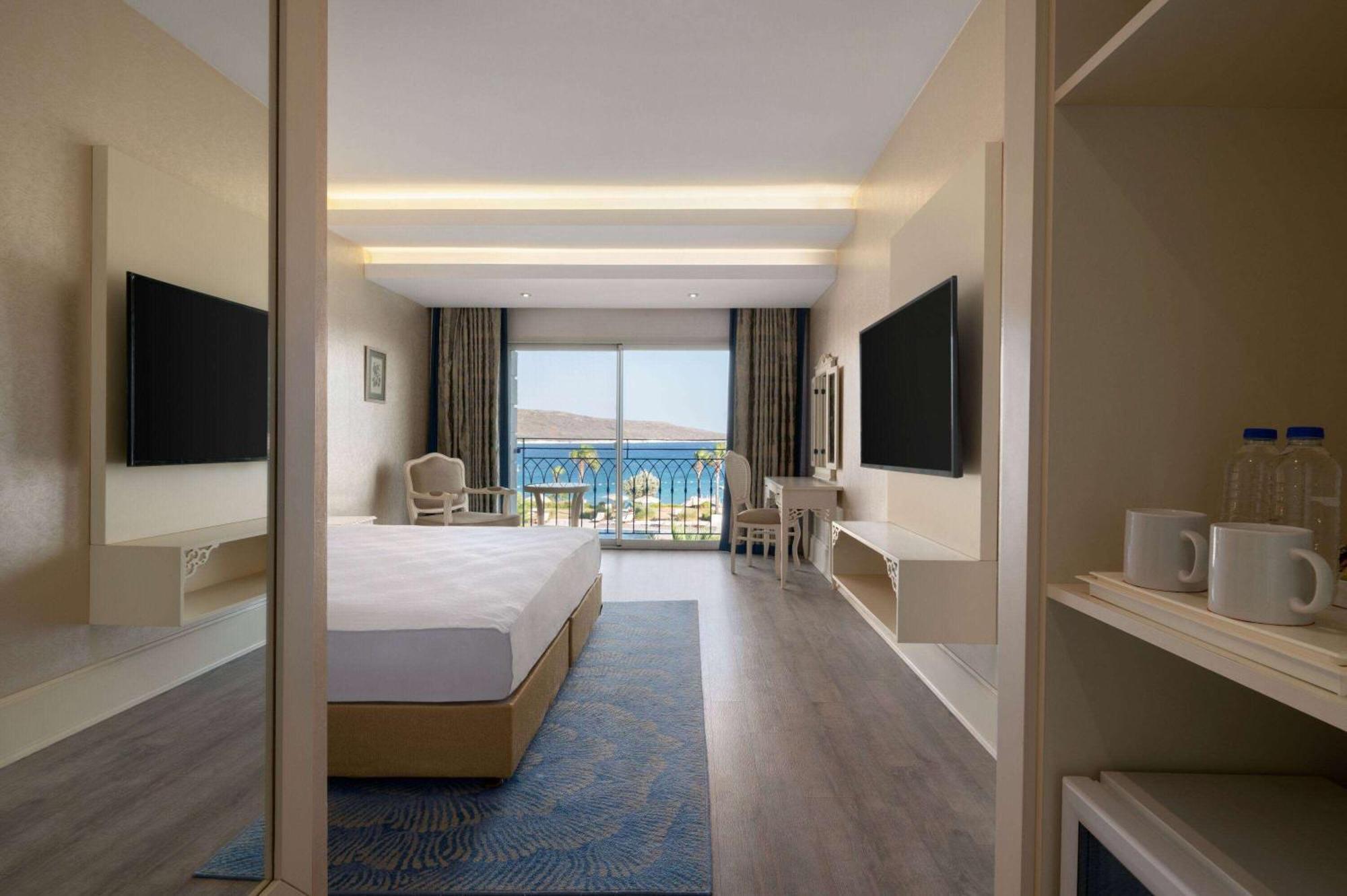 Dolce By Wyndham Cesme Alaçatı Exteriör bild