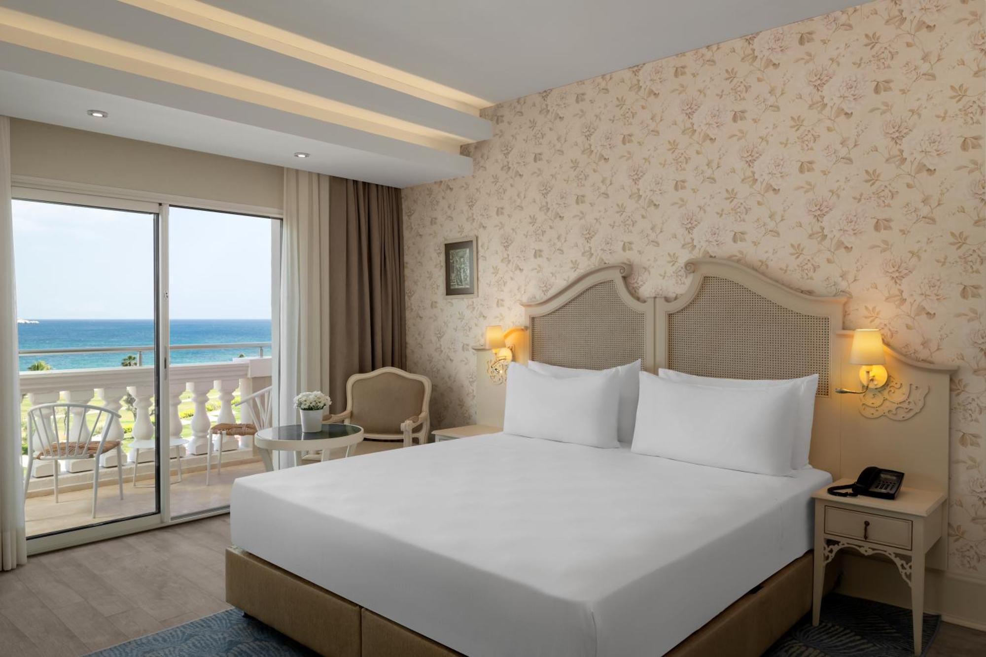 Dolce By Wyndham Cesme Alaçatı Exteriör bild